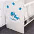 Pătuţ din lemn pentru bebe, personalizat ursulet pe nor albastru azur